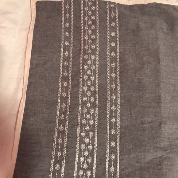 Large pillow cover Cupcake & Cashmere - Picture 3 of 7